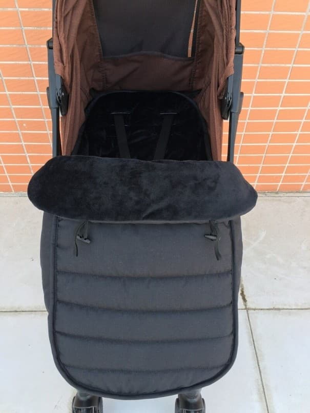 Babakocsi bundazsák E561 fekete