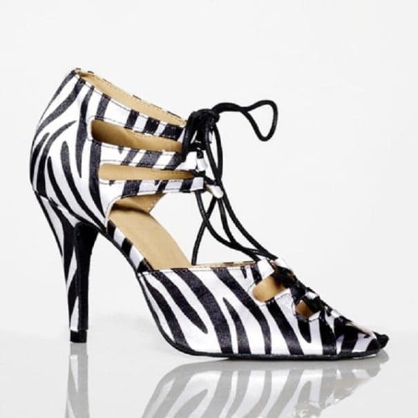 Zebra mintás tánccipő 39