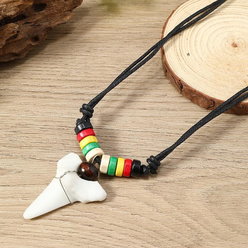 1 db Női Férfi Nyaklánc Hawaii Ékszer Kézzel Készített Imitált Cápa Fog Medál Új-Zélandi Maori Törzsi Csont Choker