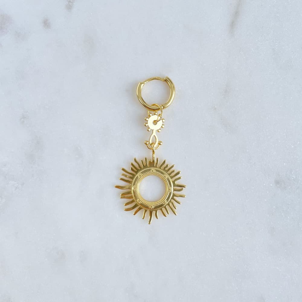 Sun aranyozott fülbevaló
