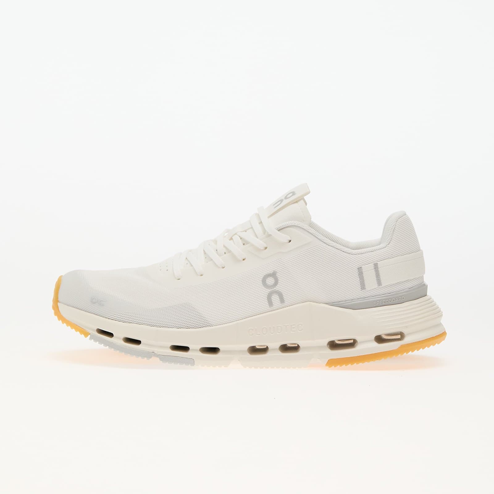 Sneakers On M Cloudnova Form 2 White/ Ivory EUR 44.5